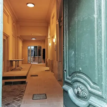 L'ambre - Coeur Historique - Au Calme Sur Cour Apartment *