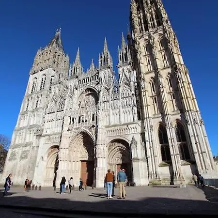 Apartment L'ambre - Coeur Historique - Au Calme Sur Cour Rouen
