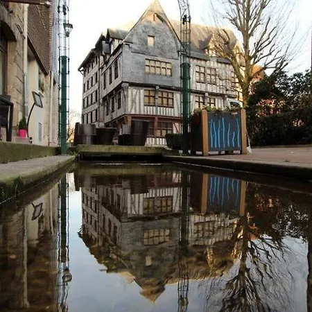 L'ambre - Coeur Historique - Au Calme Sur Cour Apartment *
