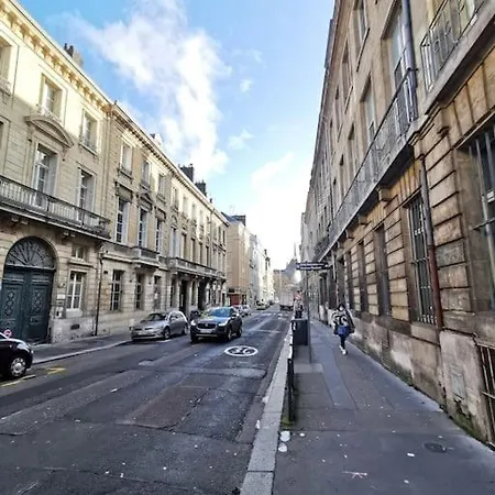L'ambre - Coeur Historique - Au Calme Sur Cour Apartment *
